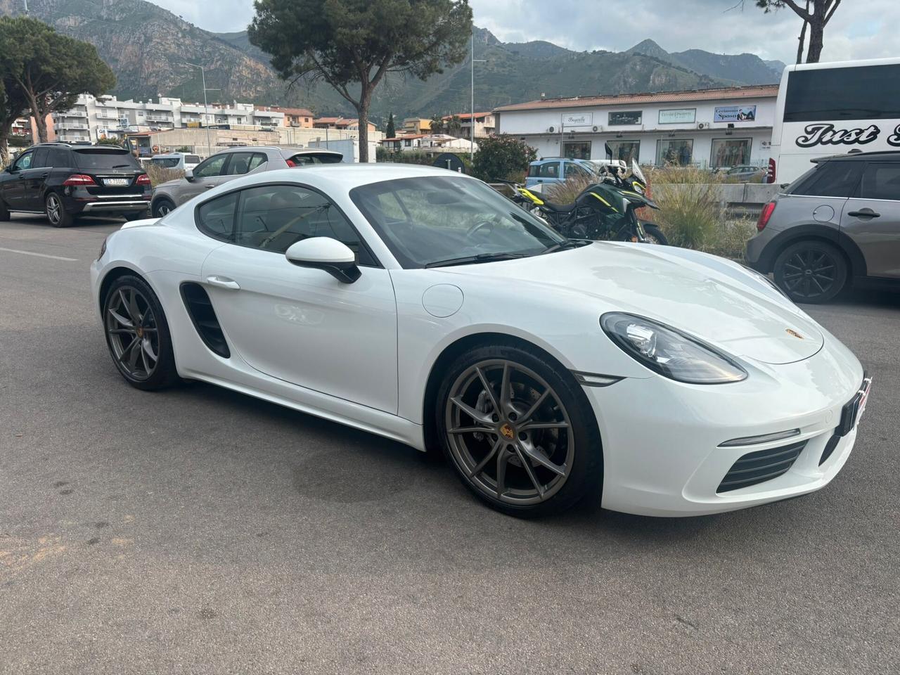 Porsche 718 Spyder Caymanne 2.0 300 CV PDH