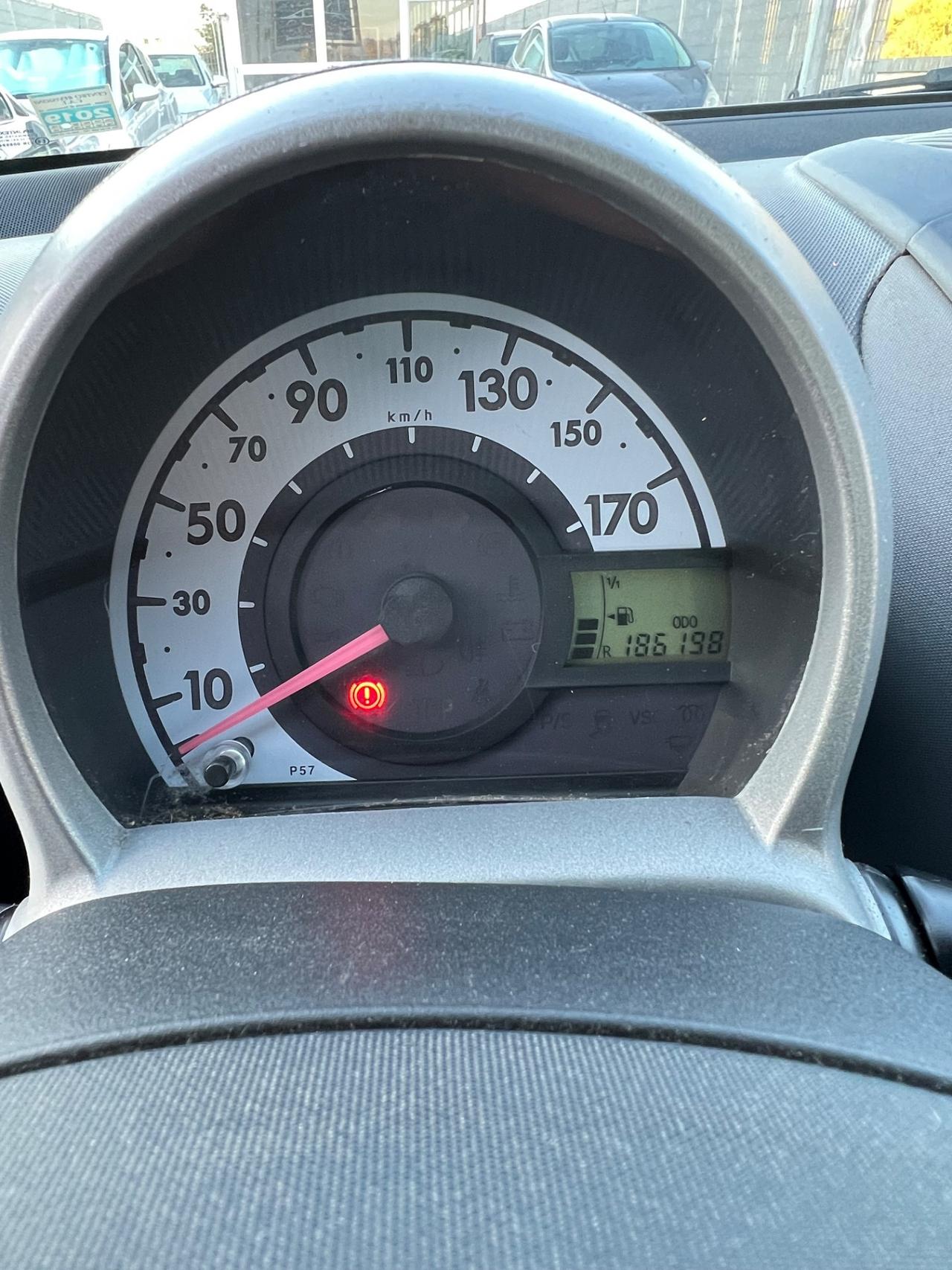 Peugeot 107 1.0 68CV 5p. Desir