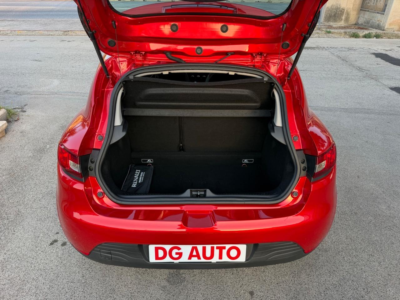Renault Clio 1.5 dci 75 cavalli 2016 navigatore