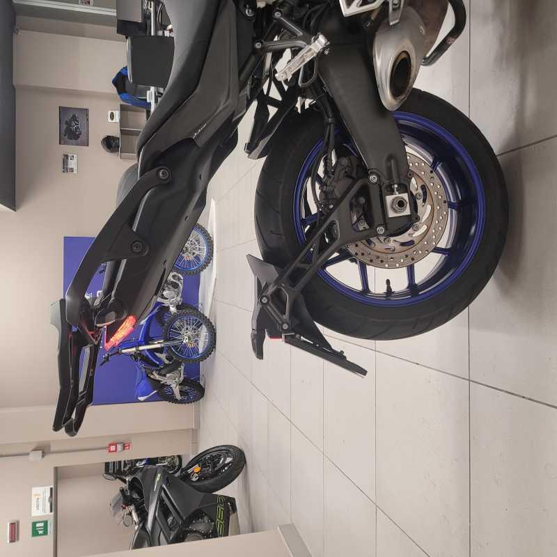 Yamaha Niken 850 - 2021