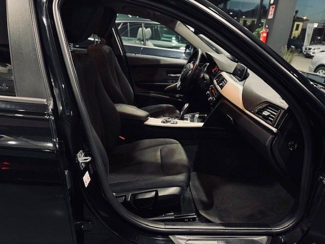 BMW 318 d 150CV Touring Business Advantage aut.
