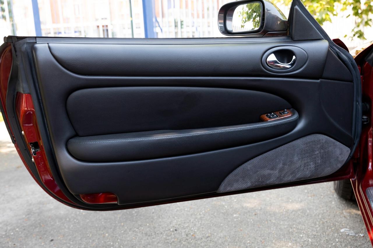 Jaguar XK *Stupenda * Tonneau*Frangivento*