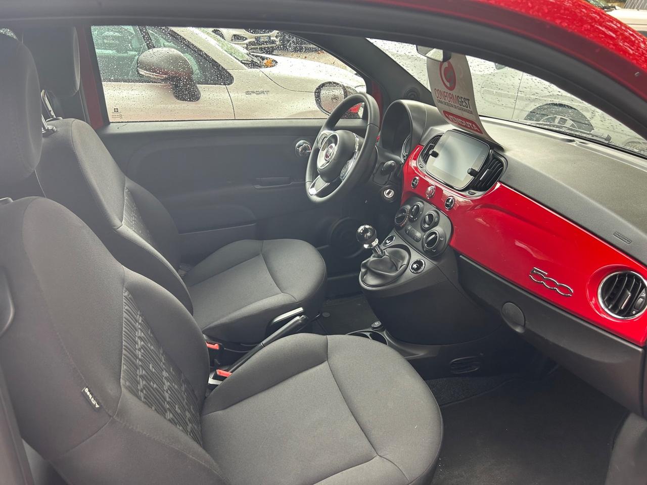 Fiat 500 1.0 Hybrid Red