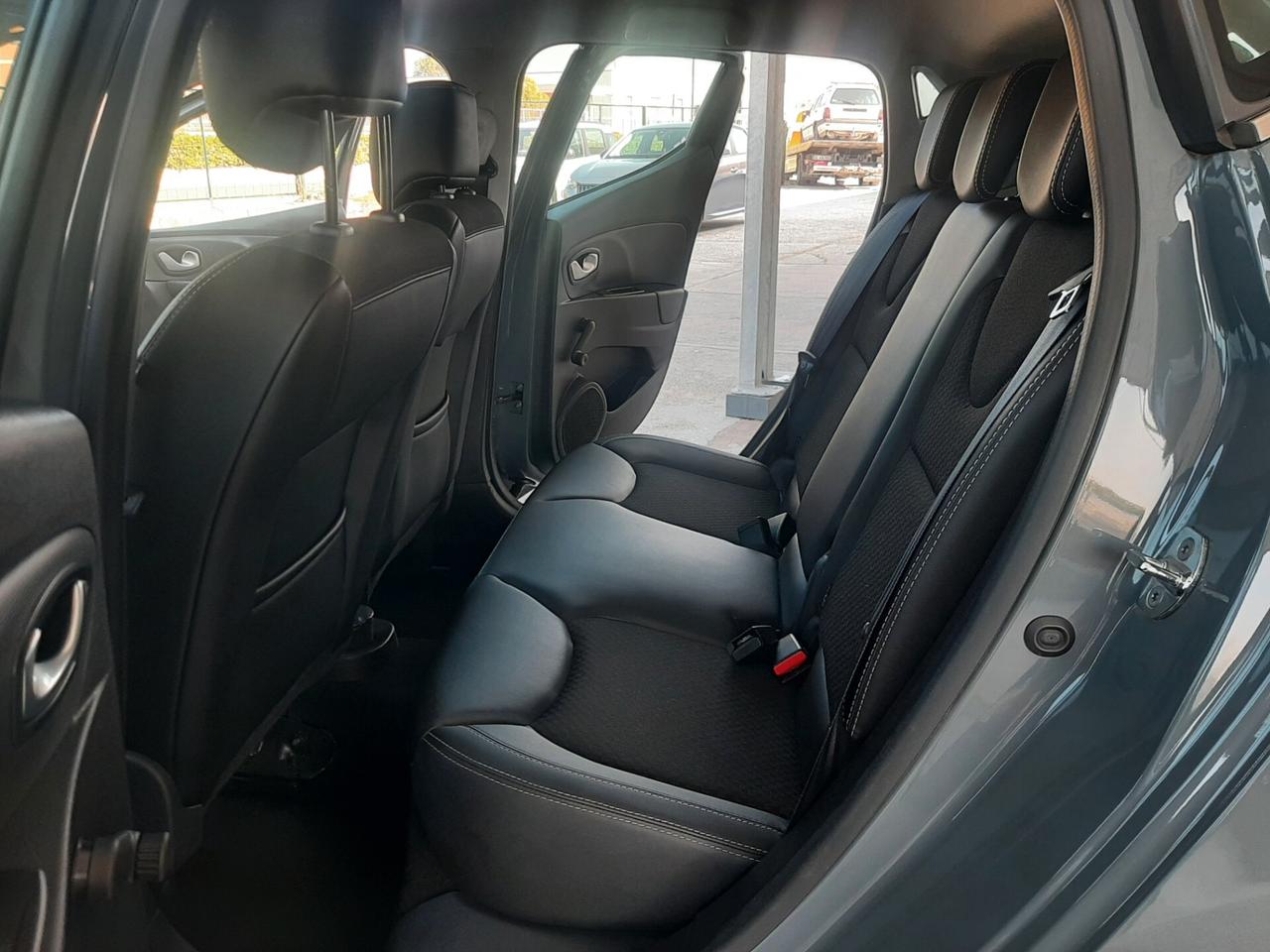 Renault Clio dCi 8V 75 CV 5 porte Moschino Life