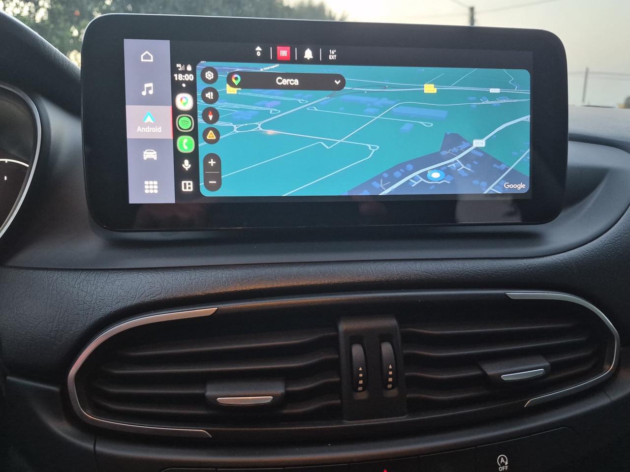 Fiat Tipo 1.6 Mjt S&S 5 porte Cross Garmin