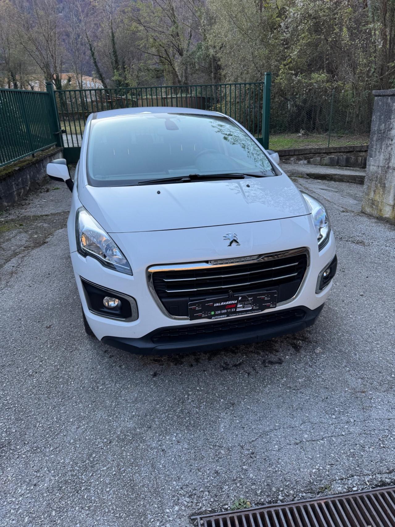 Peugeot 3008 1.6 HDi 115CV Business