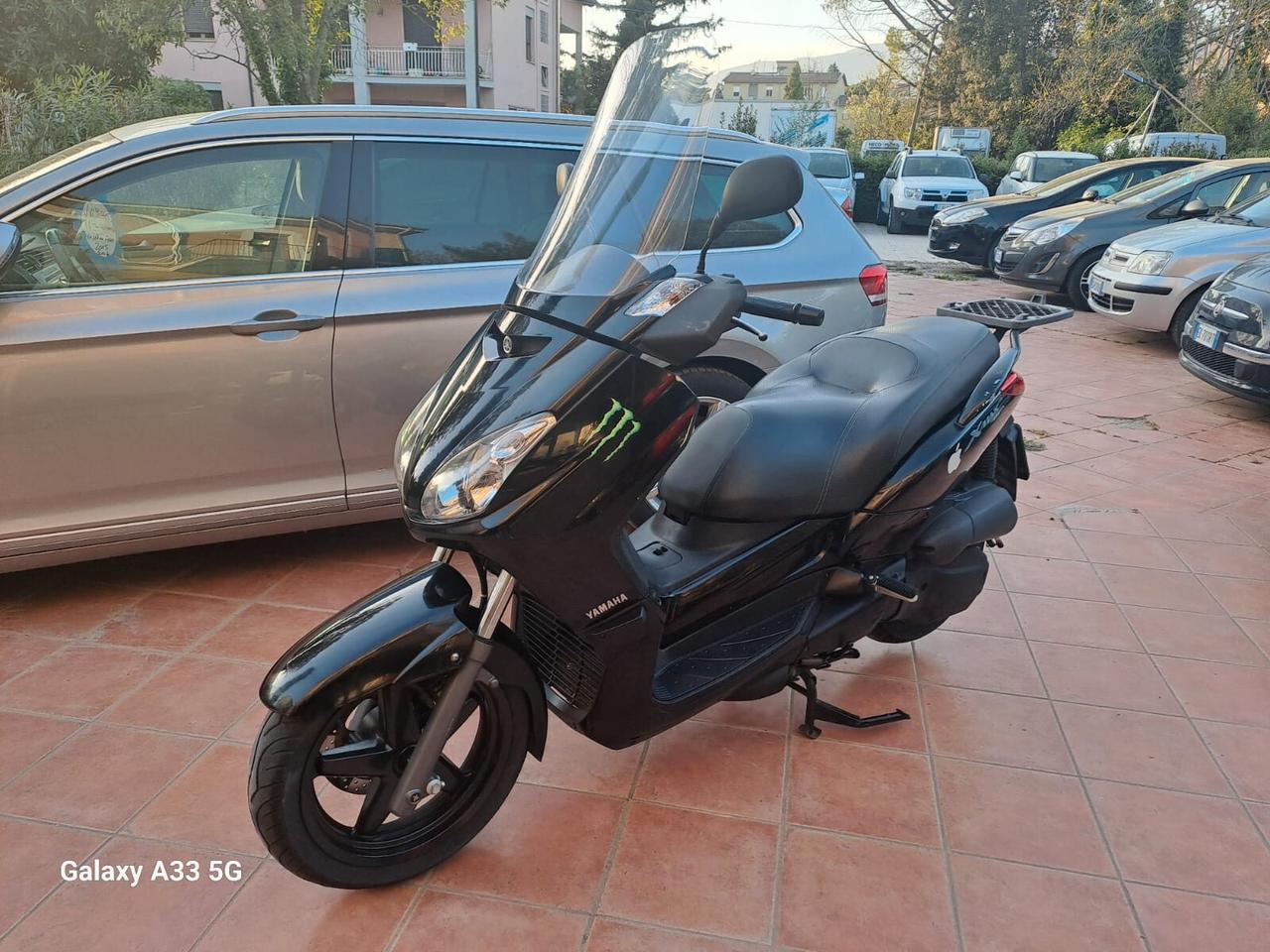 yamaha xmax 125 pari al nuovo