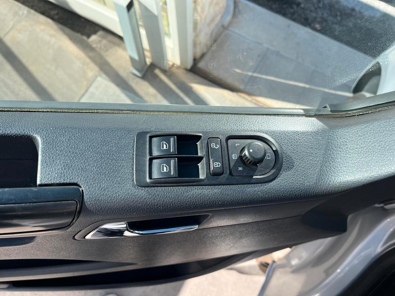 Volkswagen Transporter Caravelle 2.0 BiTDI 180CV 4 Motion PC Comfortline