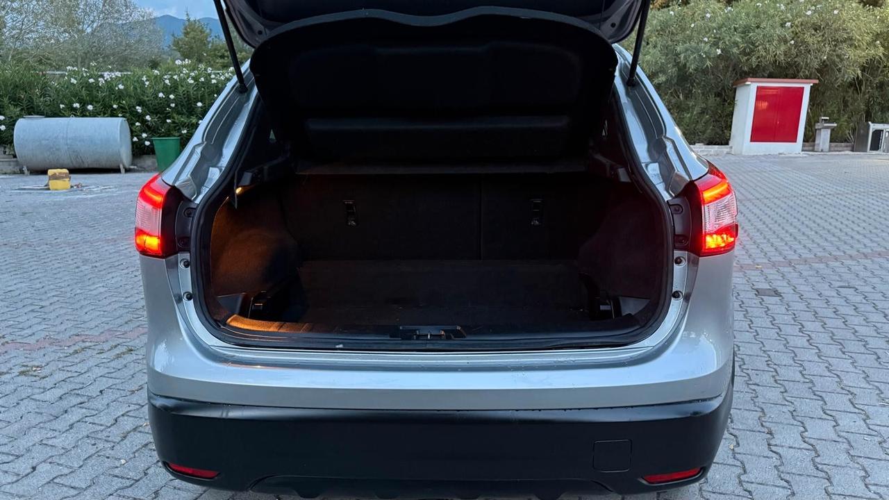 Nissan Qashqai 1.5 dCi Tekna
