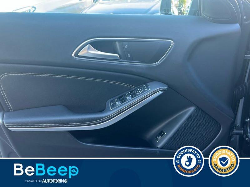 Mercedes-Benz GLA 180 SPORT AUTO