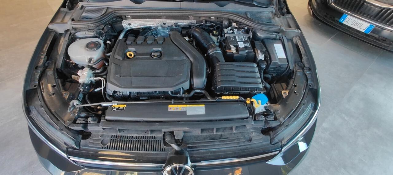 Volkswagen Golf 1.5 TGI DSG Life