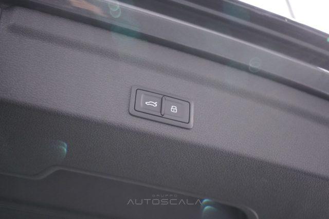 AUDI Q3 SPB 35 TDI 150CV Black Line S Tronic S Line