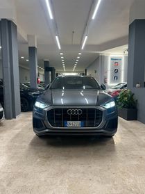 Audi Q8 55 TFSI Sport Versione RS