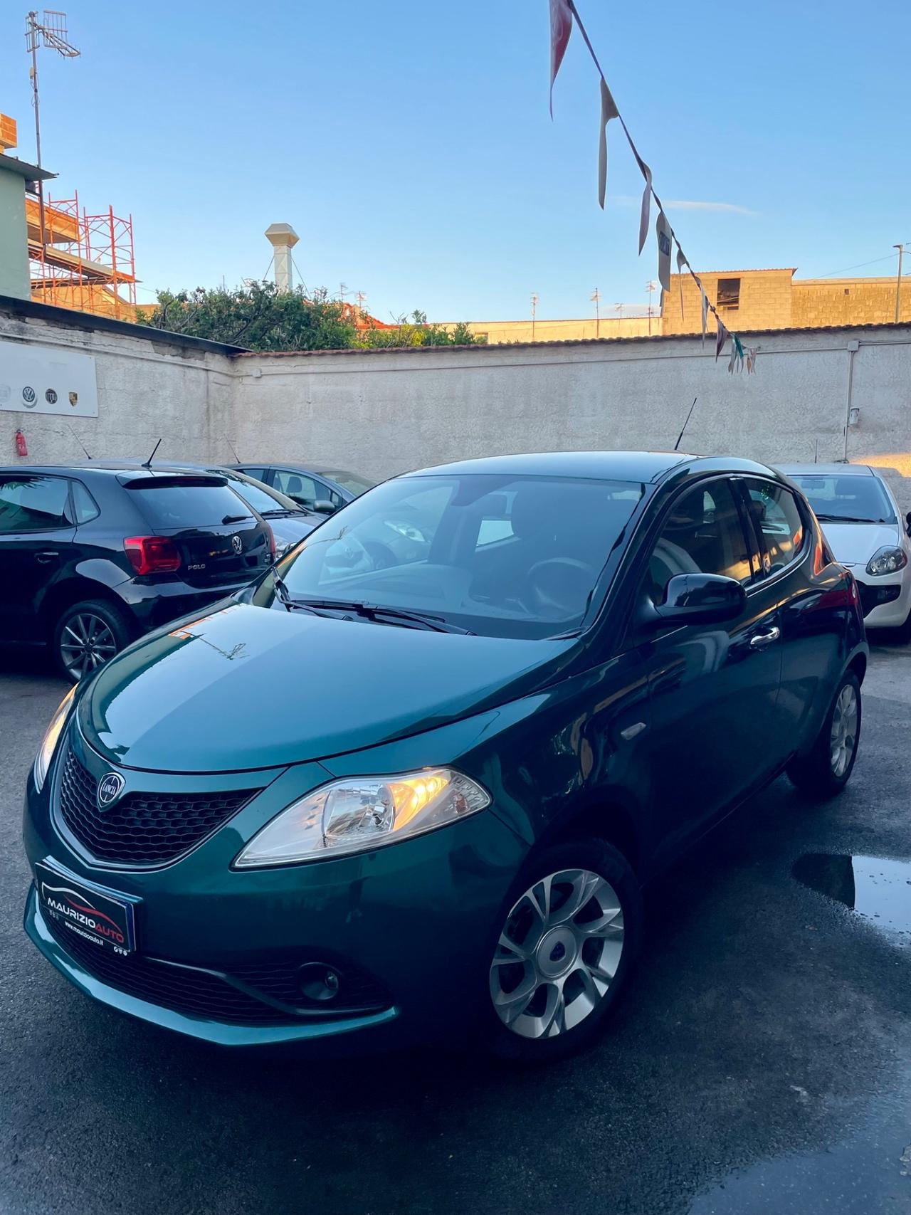 Lancia Ypsilon 1.2 69 CV 5 porte GPL Ecochic Platinum stupenda