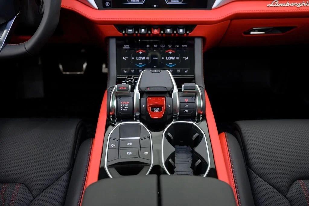 Lamborghini Urus 4.0 SE NOLEGGIO LUNGO TERMINE - LEASING FULL INCLUSIVE