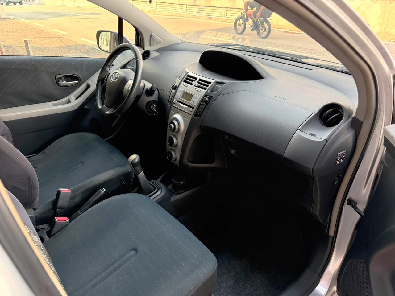 Toyota Yaris 1.3 5 porte
