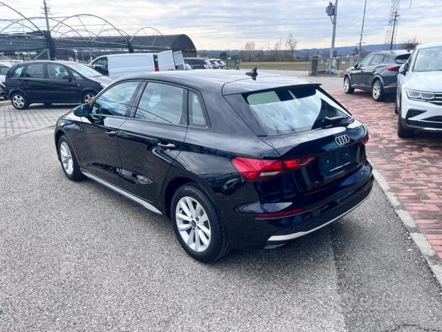 AUDI A3 SPB 35 TFSI / Retrocamera
