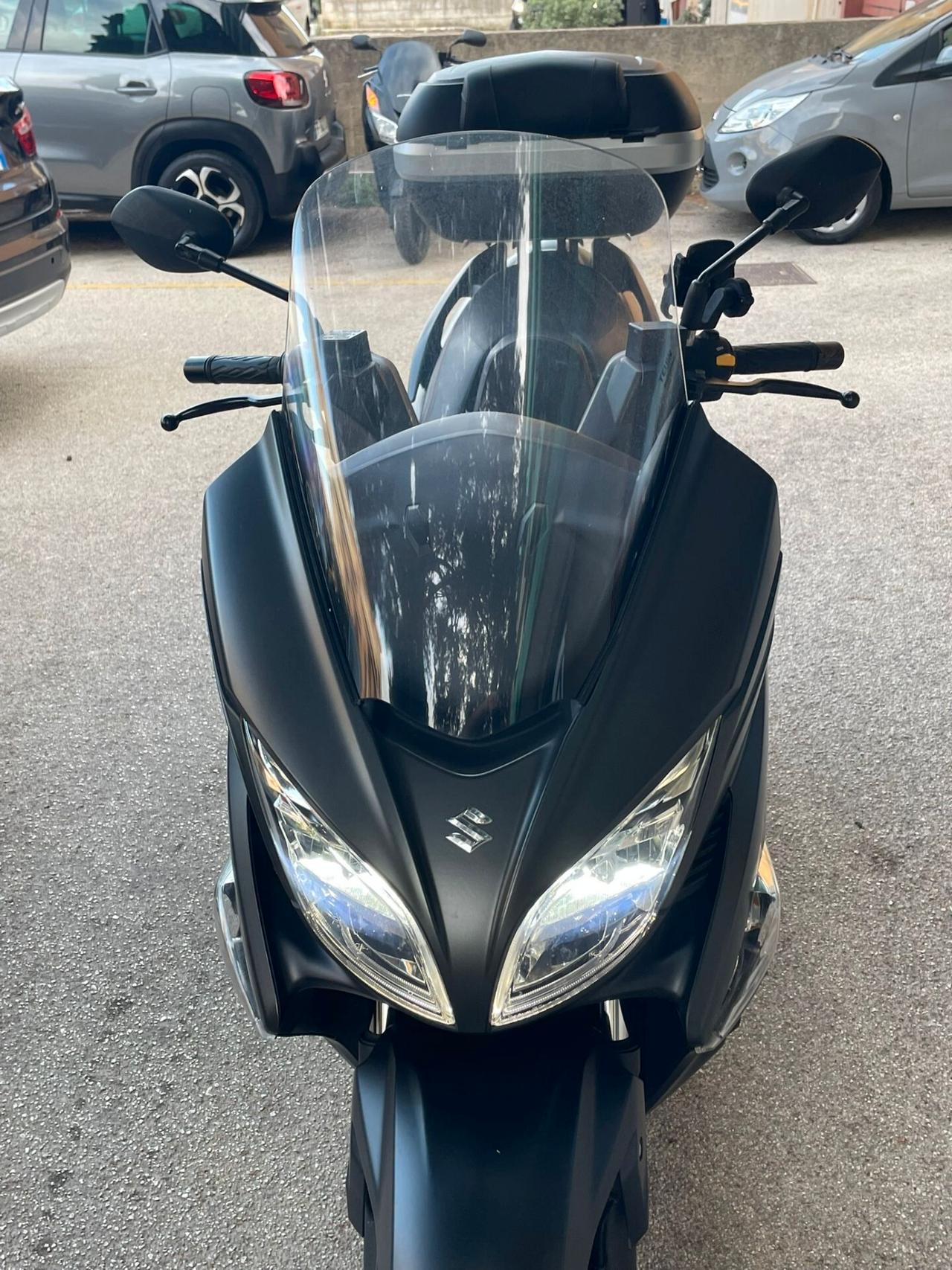 Suzuki Burgman 400