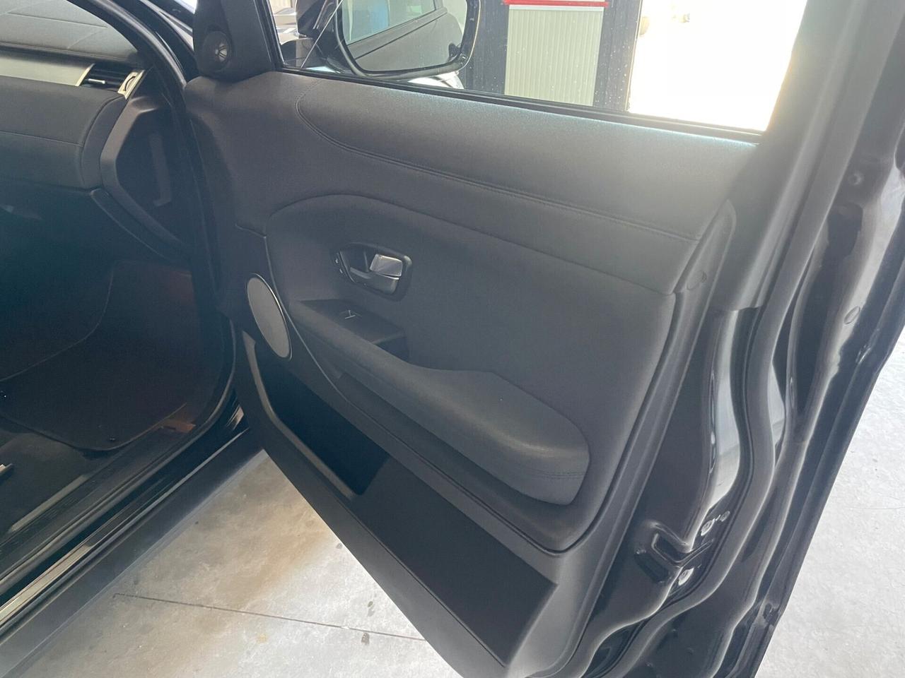 Land Rover Evoque 2.0 TD4 150 CV 5p. HSE Dynamic GANCIO TRAINO