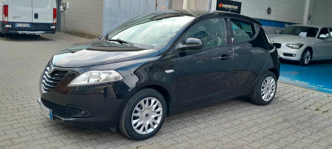 Lancia Ypsilon 1.2 Gold Euro6b NeopatentatiOK