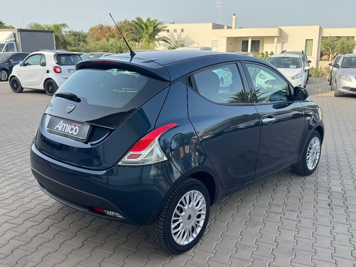 LANCIA Ypsilon 1.2 69 CV 5p. Gold