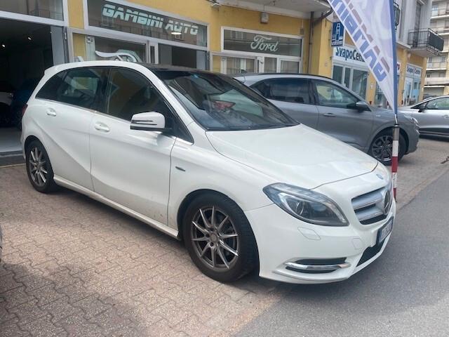 Mercedes-benz B 180 B 180 BlueEFFICIENCY Premium
