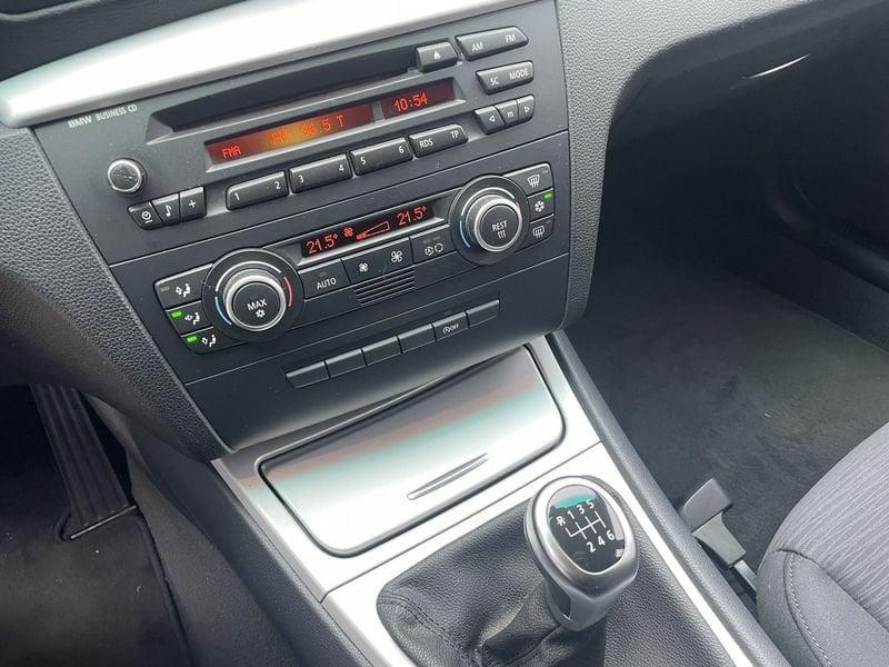 BMW Serie 1 116 eletta 5 porte IDONEA NEOPATENTATI