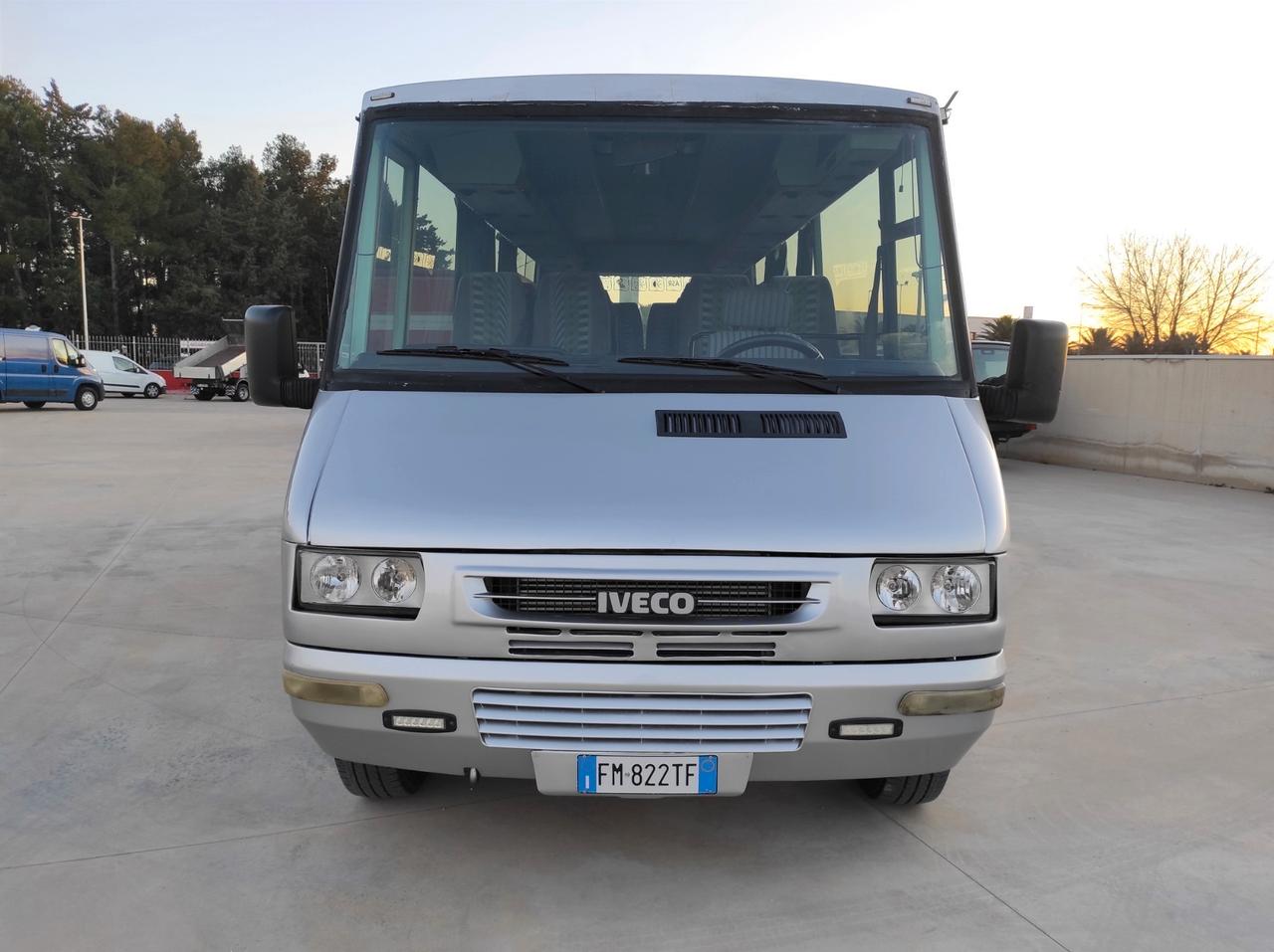 Iveco Minibus 25 POSTI - 2.5 Diesel 115cv