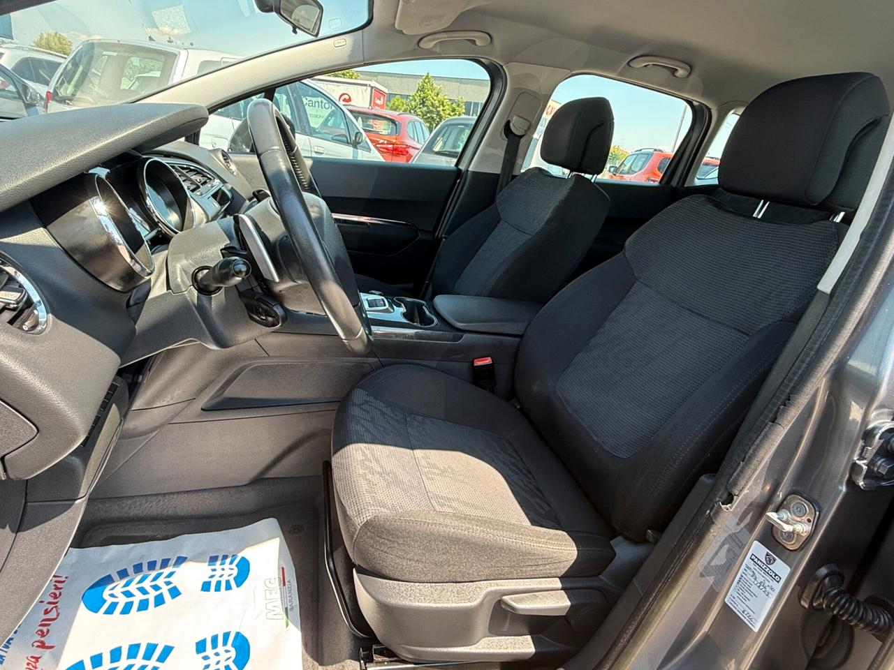 Peugeot 3008 1.6 e-HDi 112CV Automatico ""Km113.500""