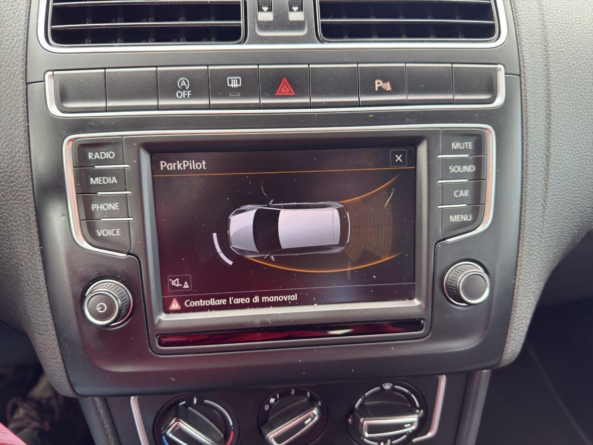 VOLKSWAGEN - Polo - 1.4 TDI 5p.BlueMotion Technology TETTO APRIBILE