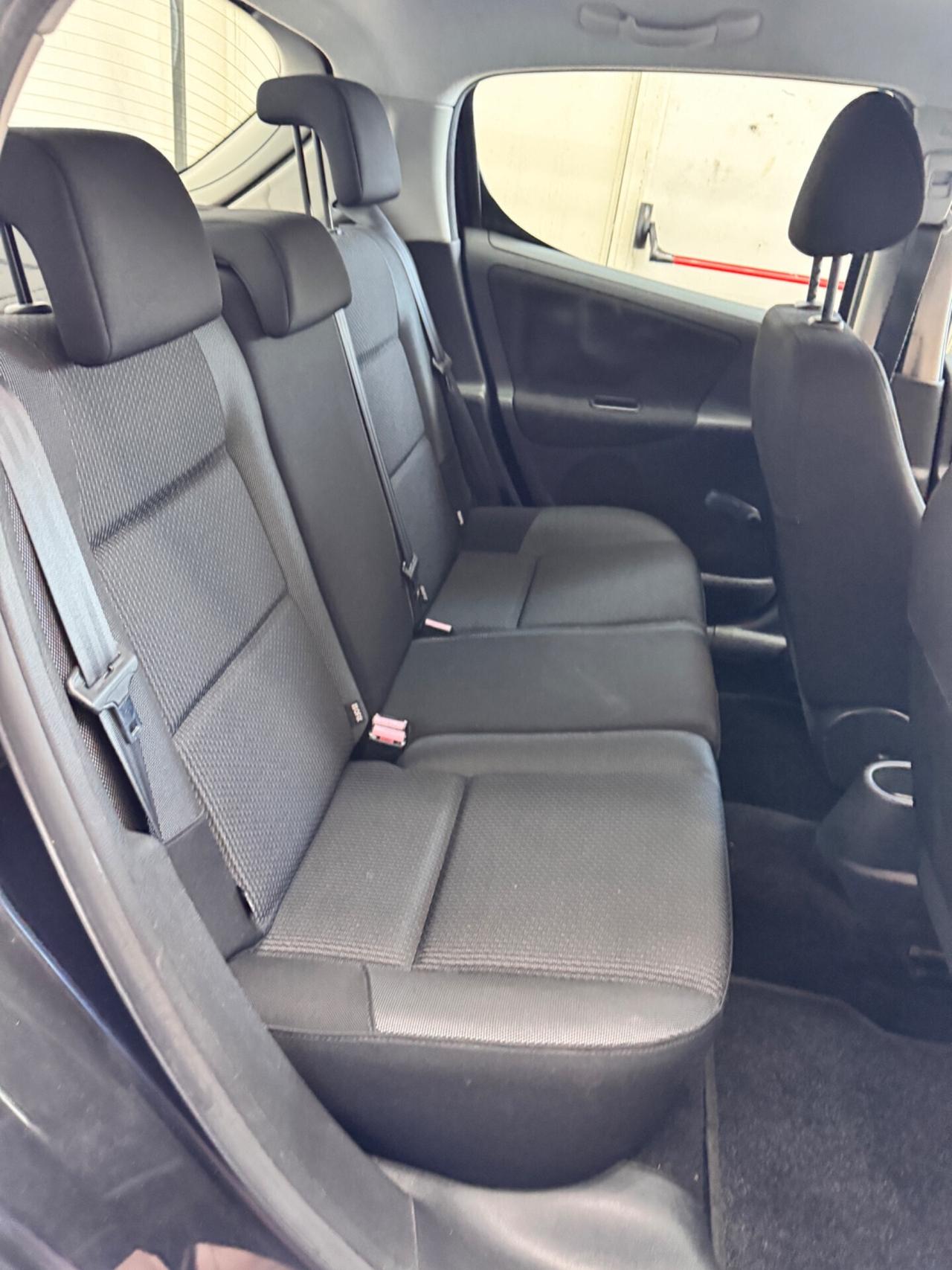 Peugeot 207 1.6 HDi 90CV 5p.