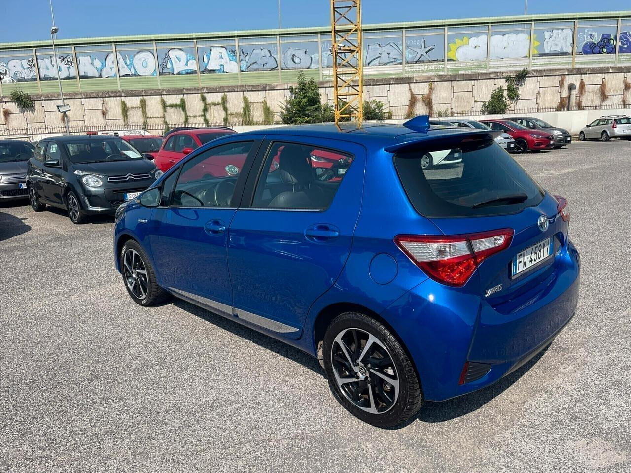 Yaris 1.5 Hybrid Style tetto panoramico GARANZIA
