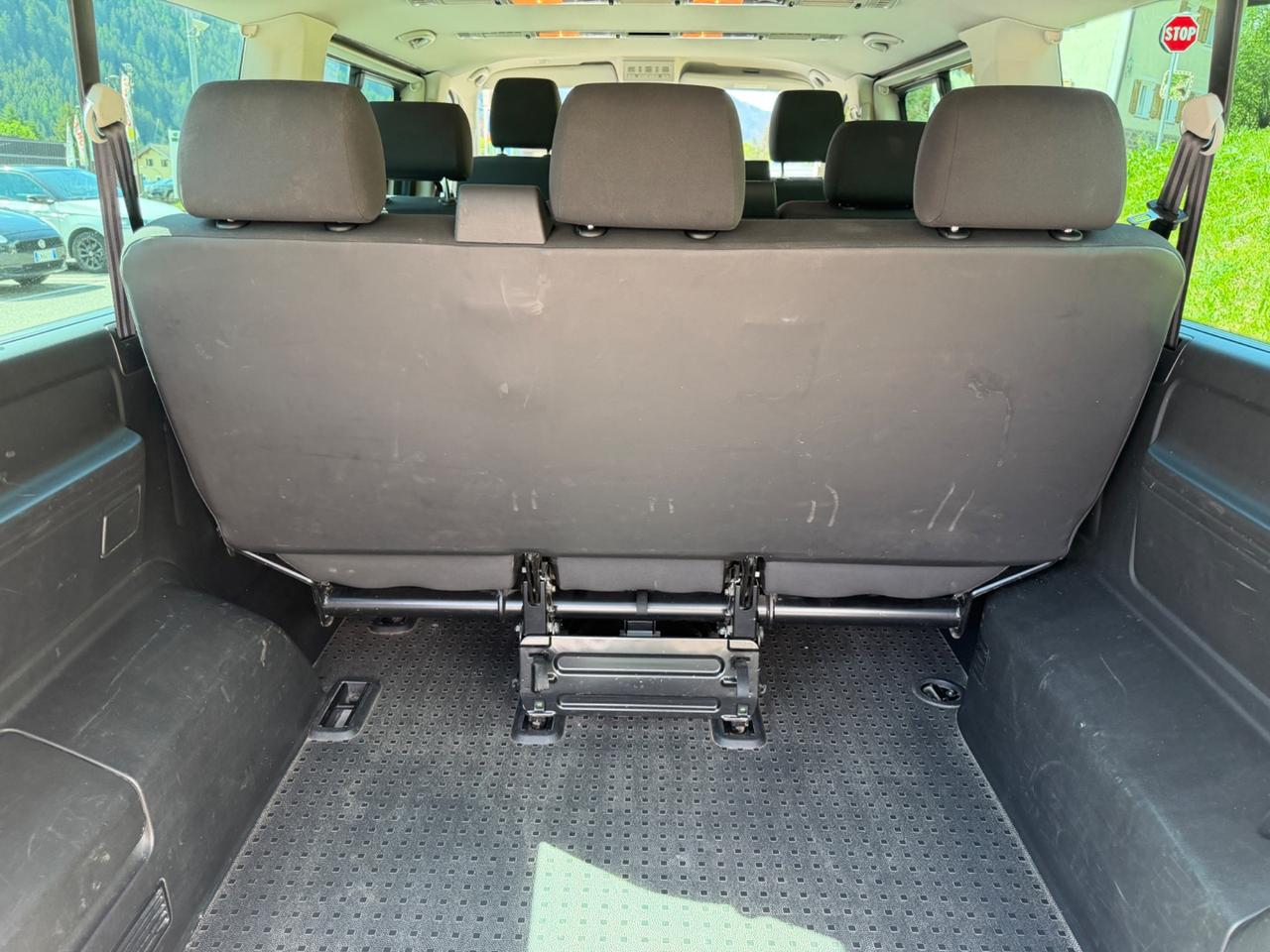 Minibus/ Caravelle 9 posti 4x4