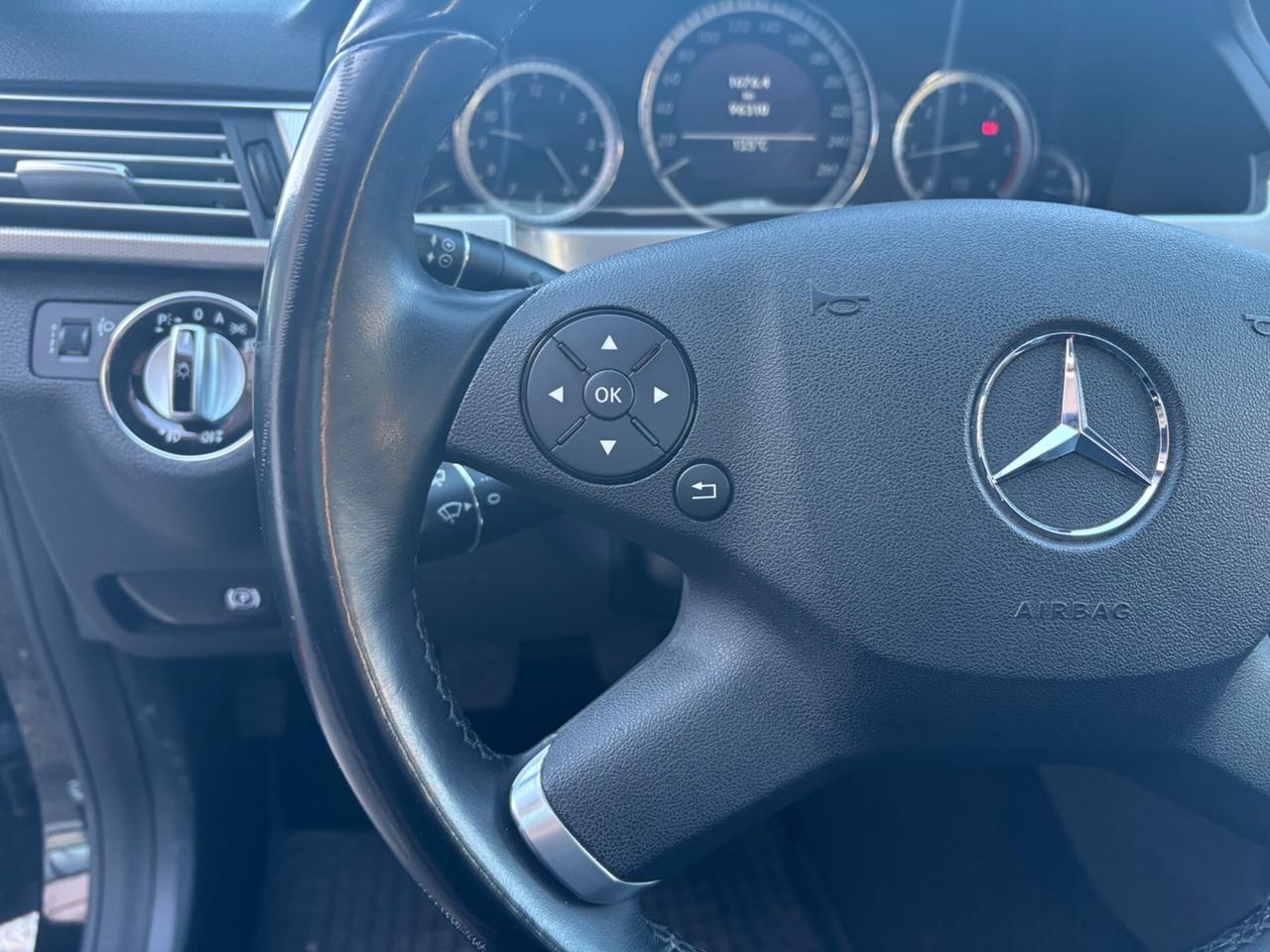 Mercedes-benz E 200 CDI BlueEFFICIENCY km96000