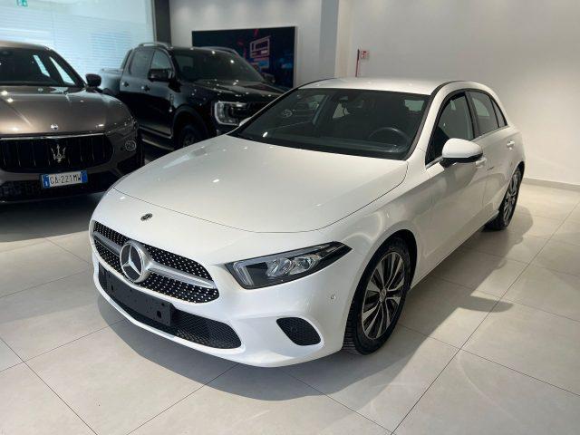MERCEDES-BENZ A 180 A 180 d Automatic 4p. Business