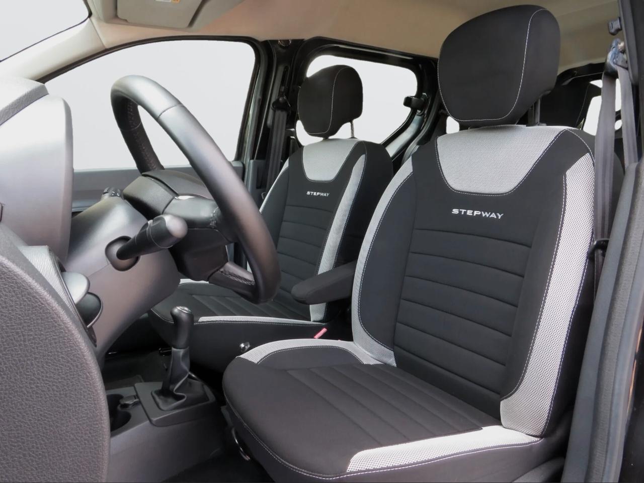 Dacia Dokker Stepway 1.6 Techroad 100cv. navi-sensori-cruise control
