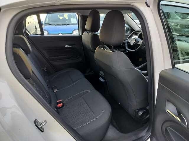 Fiat 600 Hybrid Hybrid 145 CV DCT MHEV Pop