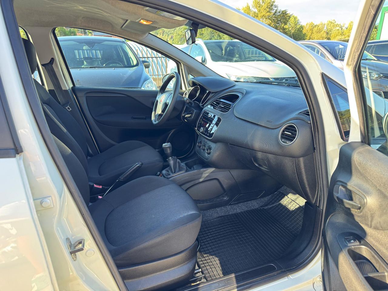 FIAT PUNTO 1.3 MJT II 75CV 5porte/2015