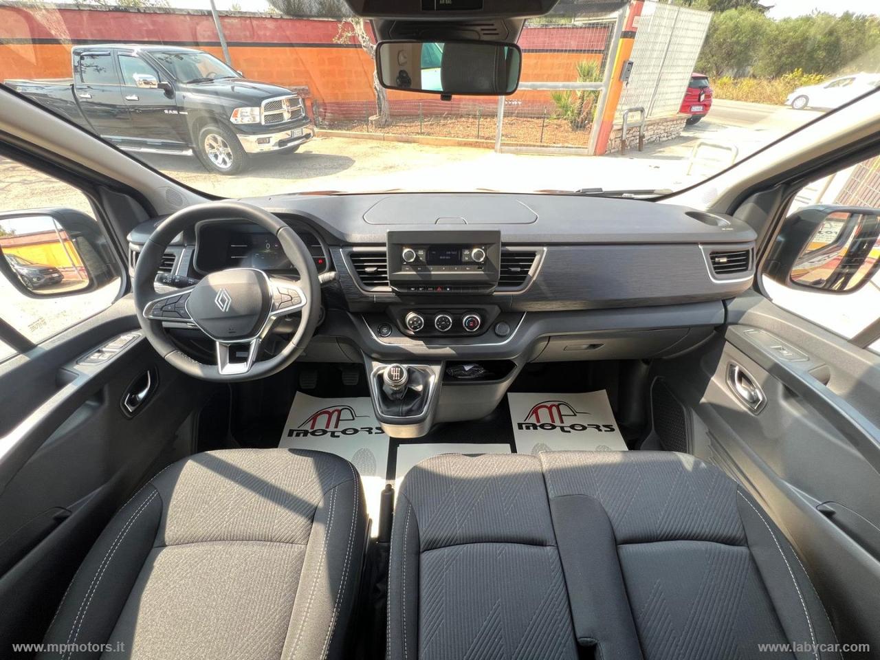 RENAULT TRAFIC EQUILIBRE MY24 2.0 DCI 150CV 9 POSTI KM 0