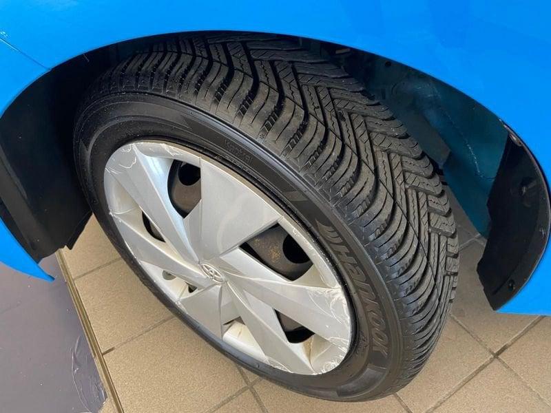 Toyota Aygo 1.0 VVT-i x-play TSS