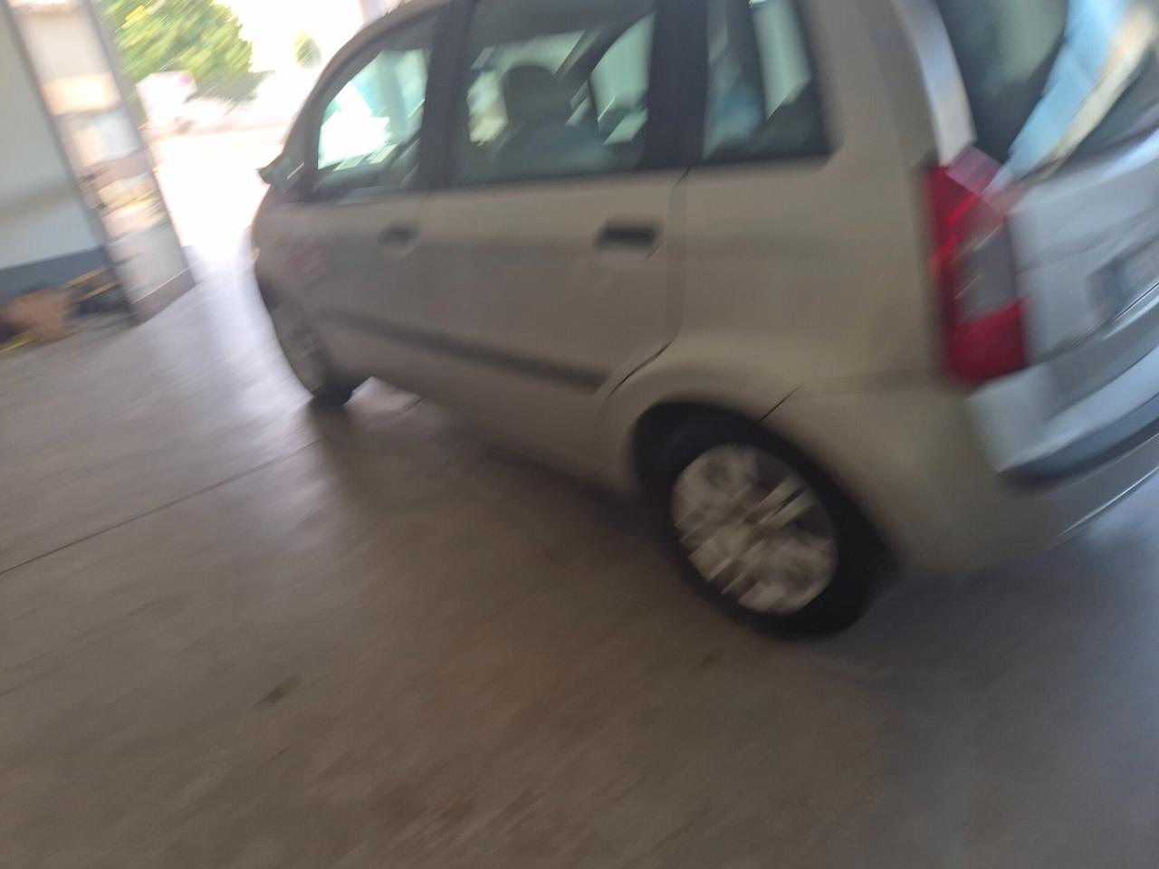 Fiat Idea 1.4 16V Active