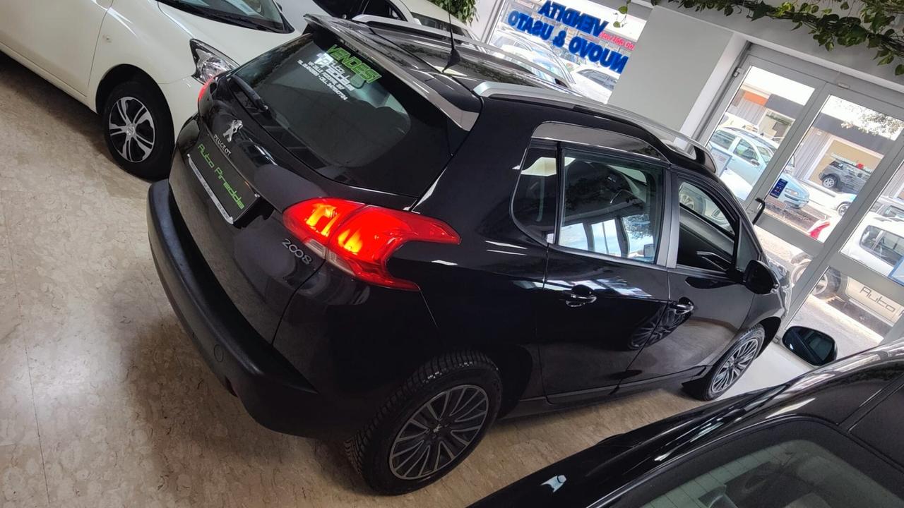 Peugeot 2008 1.2 VTi 82CV Active