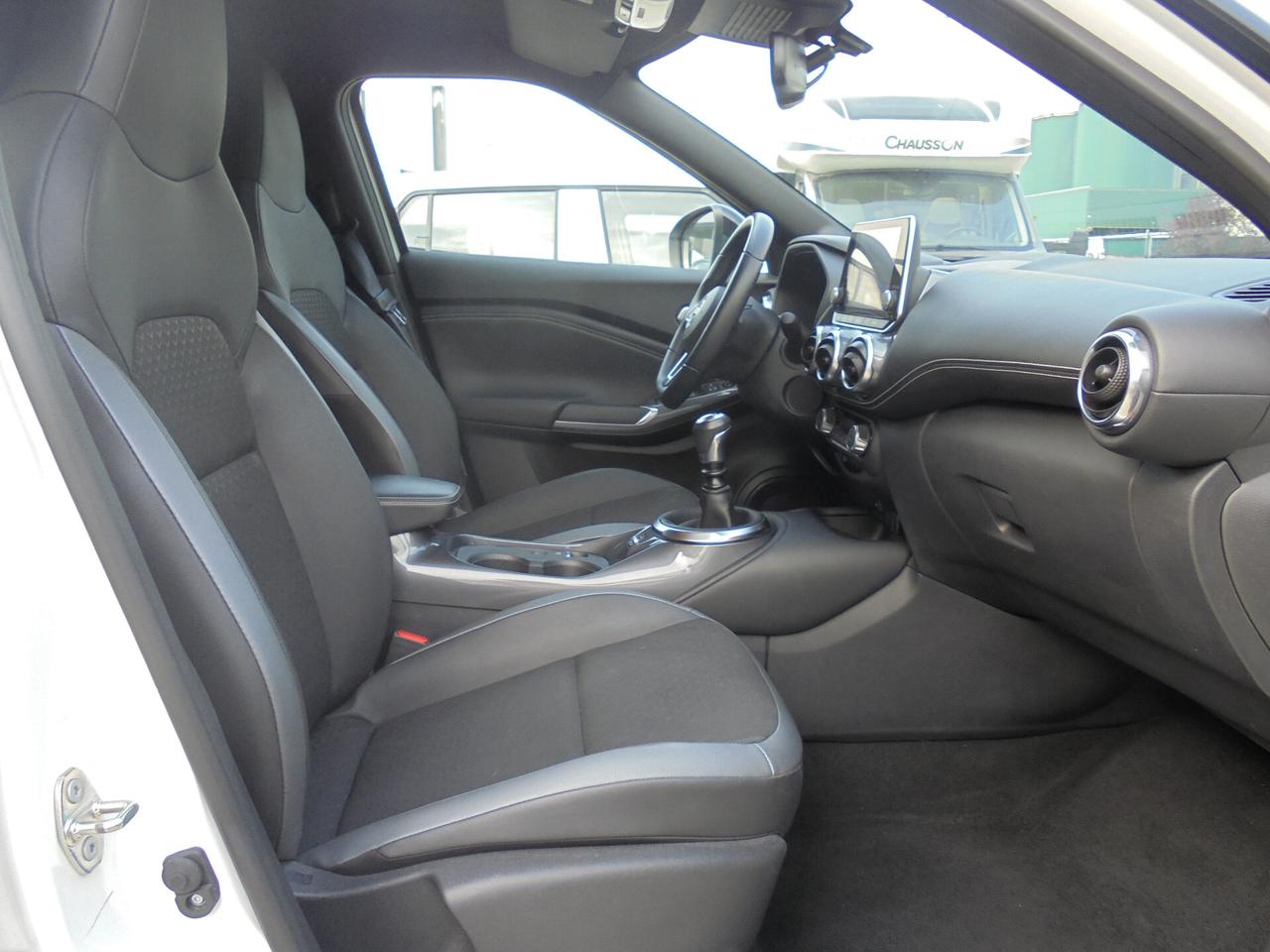 Nissan Juke 1.0 DIG-T 114 CV N-Connecta