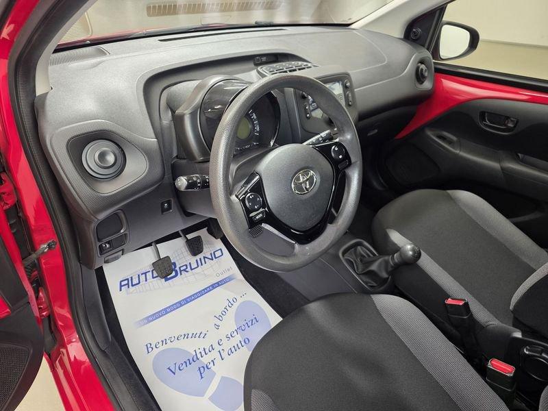 Toyota Aygo Aygo 5p 1.0 x-fun 72cv