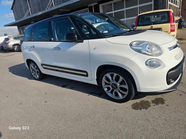 FIAT 500L Living 105cv | Full Optional | Spazio Infinito
