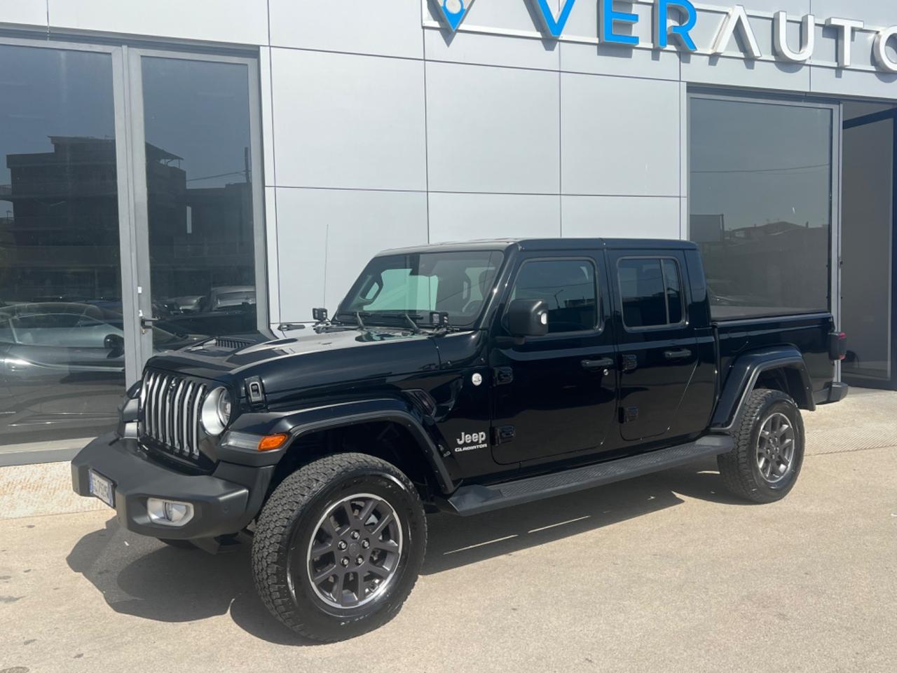Jeep Gladiator 3.0 V6 Overland 4wd auto AUTOCARRO
