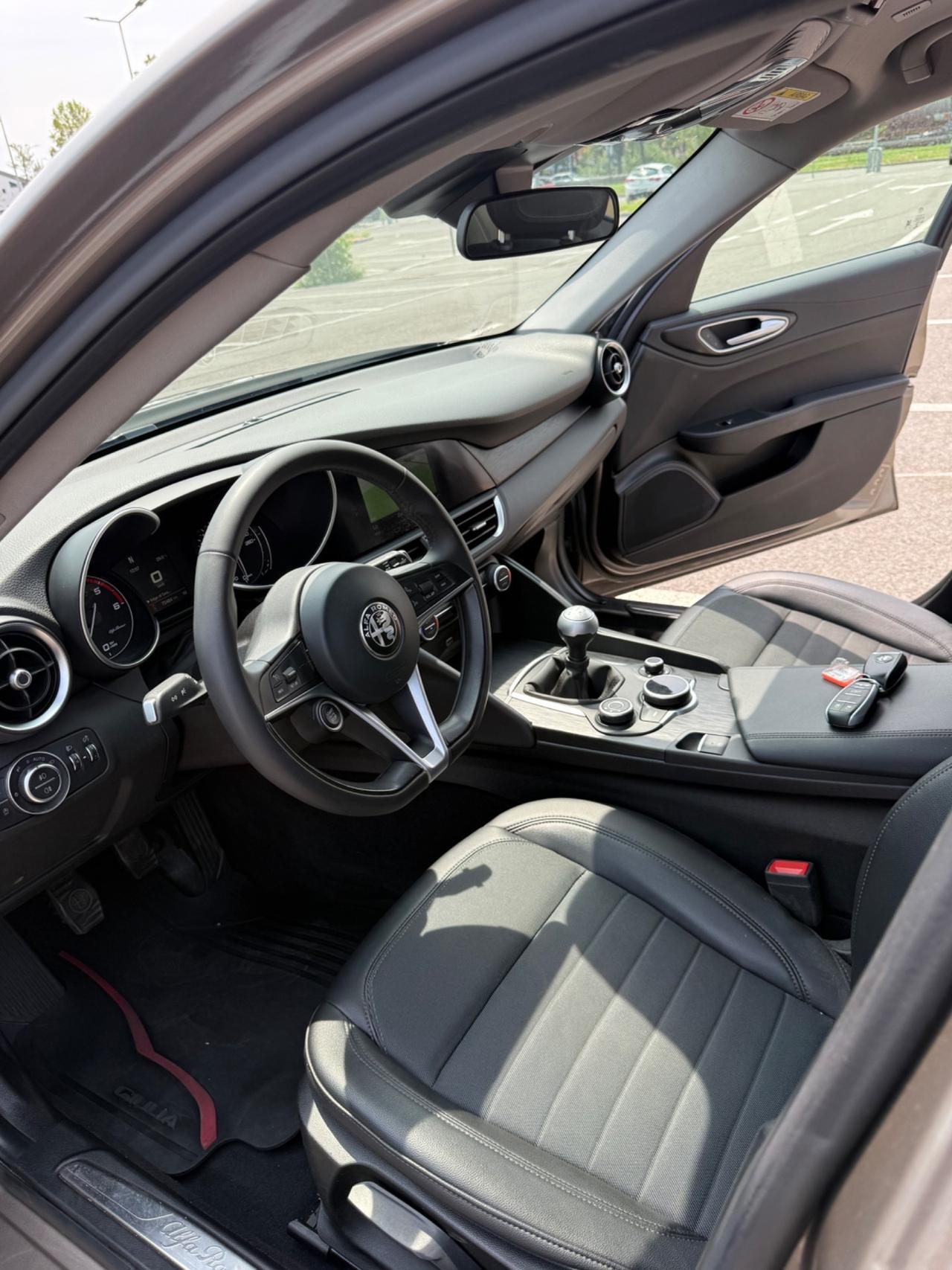 Alfa Romeo Giulia 2.2 Turbodiesel 180 CV Super