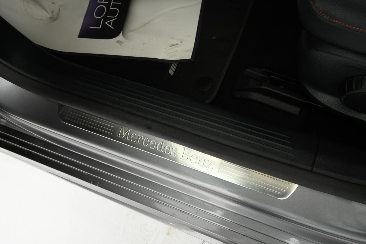 Mercedes-Benz A 250 e phev (eq-power) Premium auto CAMERA+APP CONNECT+C18"