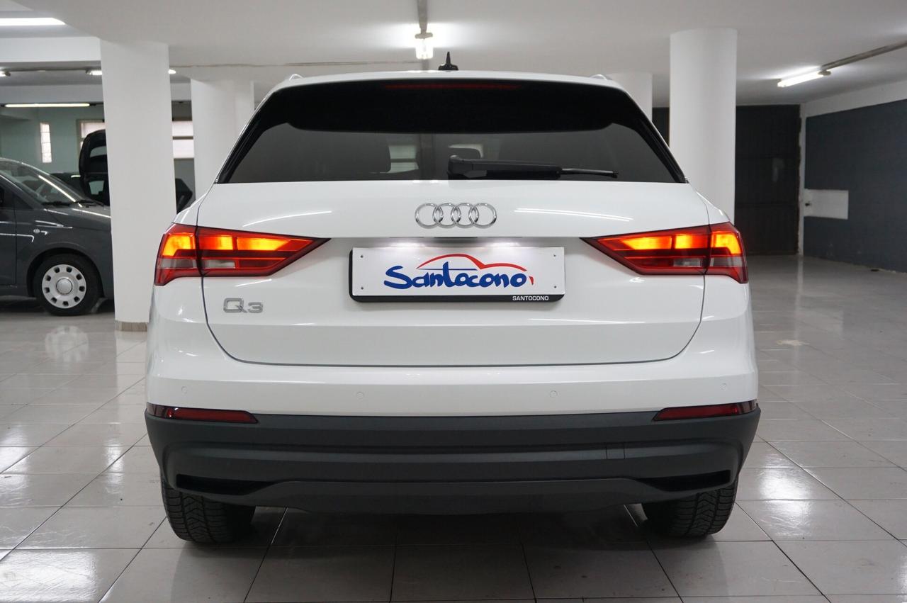 Audi Q3 35 TDI S tronic Business