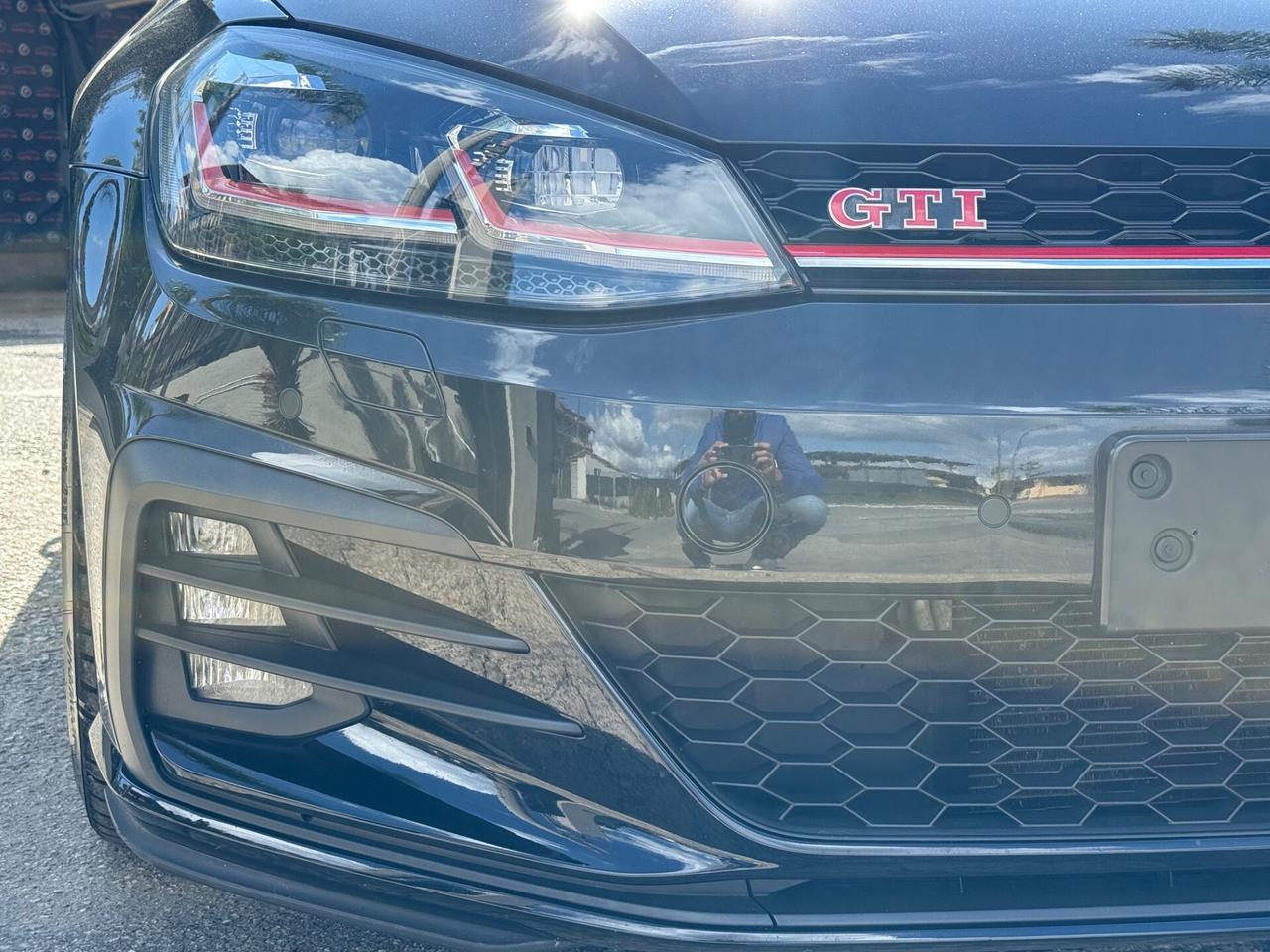 Volkswagen Golf GTI 2.0 TSI BlackStyle